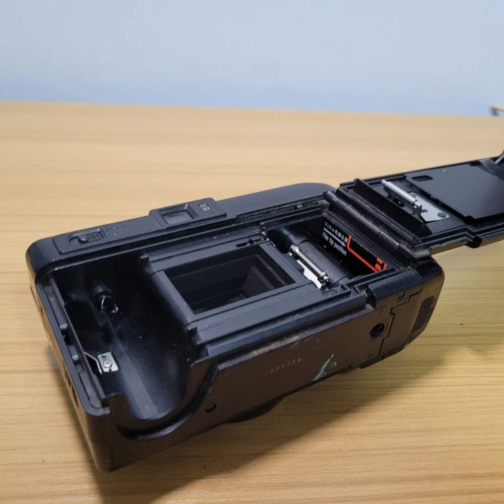 Canon AF35M II 35mm Point and Shoot Camera For Parts As Is